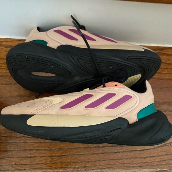 Adidas GZ9182. Sneakers Shoe Ozelia W Women’s Size 6 Athletic Running Peach Pink - Picture 8 of 10